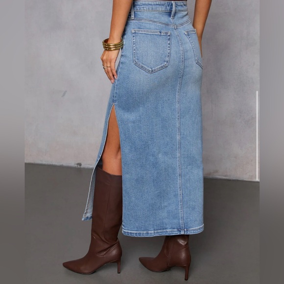 Side Slit Denim Skirt - Picture 4 of 7
